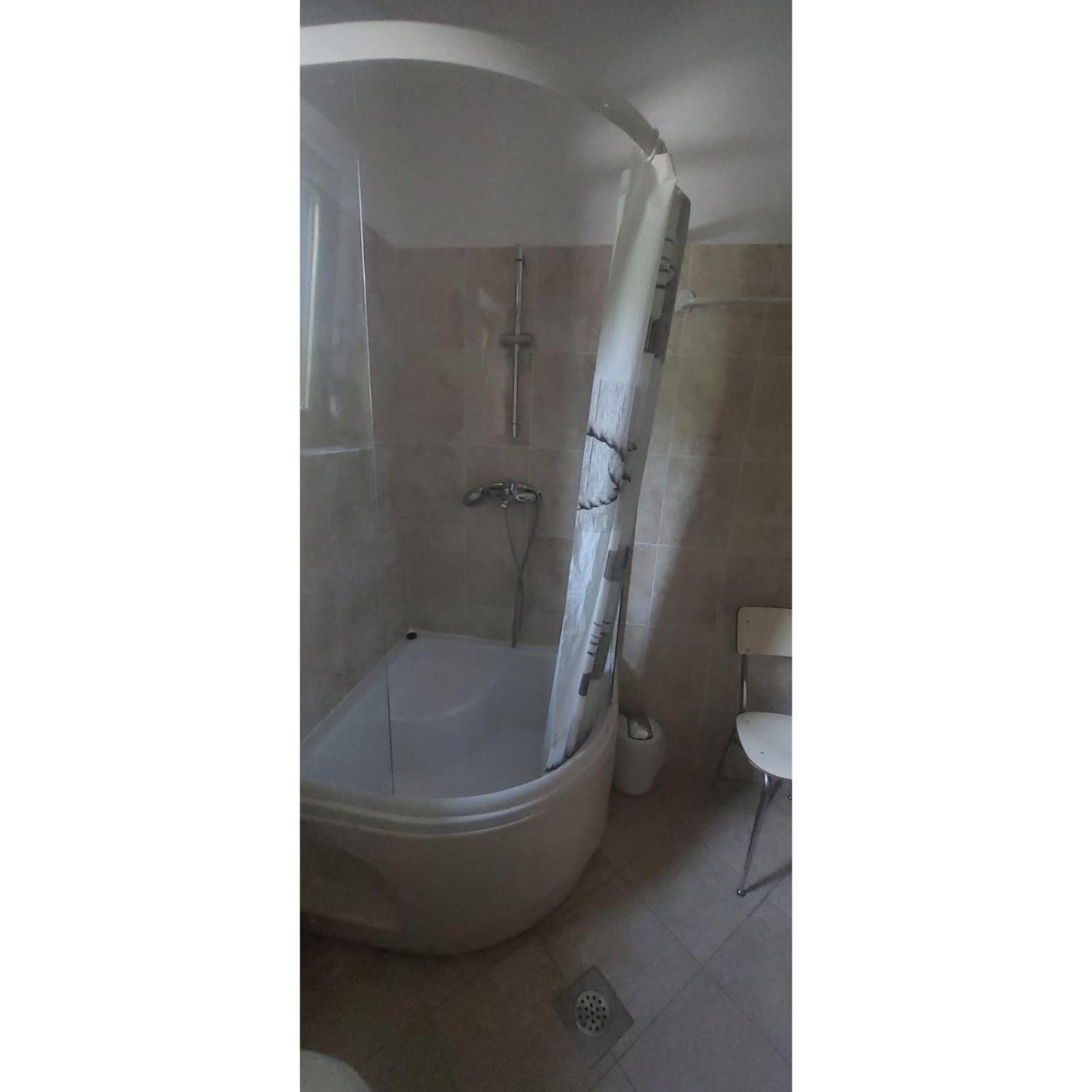 Apartman Dino Roč Εξωτερικό φωτογραφία