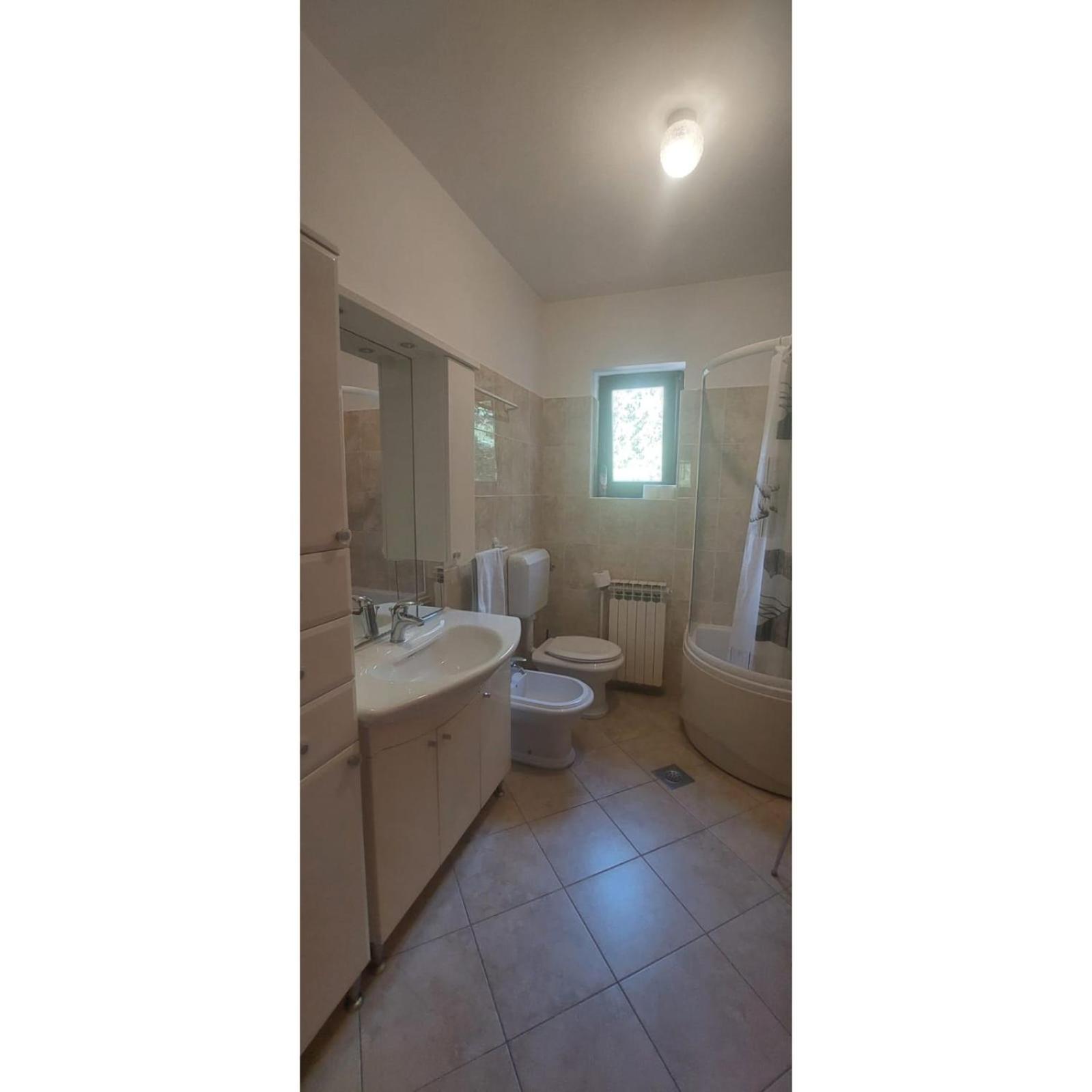 Apartman Dino Roč Εξωτερικό φωτογραφία